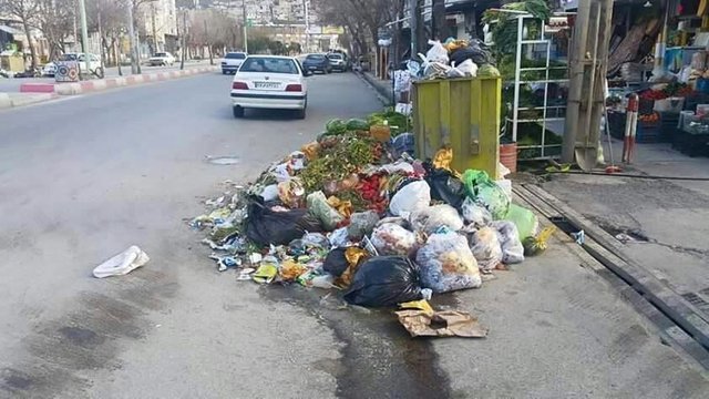 زبالهها در مریوان بلاتکلیف اند