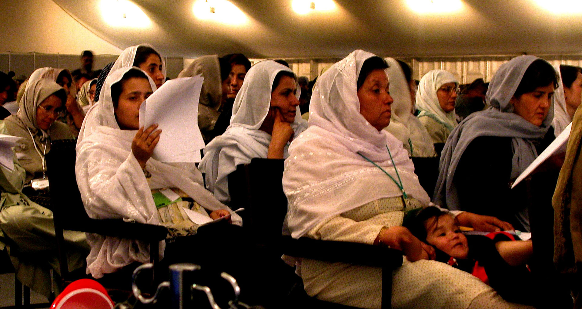 سازمان‌های مدنی و حقوق بشری؛ نگران جامعه مدنی افغانستان